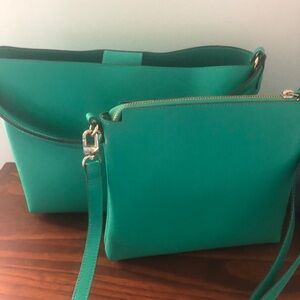 Set of 2 Matching Green Handbags